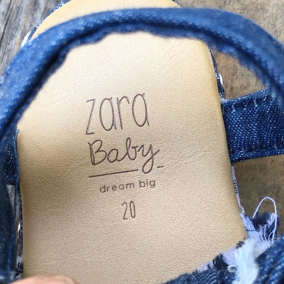 Zara toddlers girls blue denim gingham sandals - Picture 7 of 8